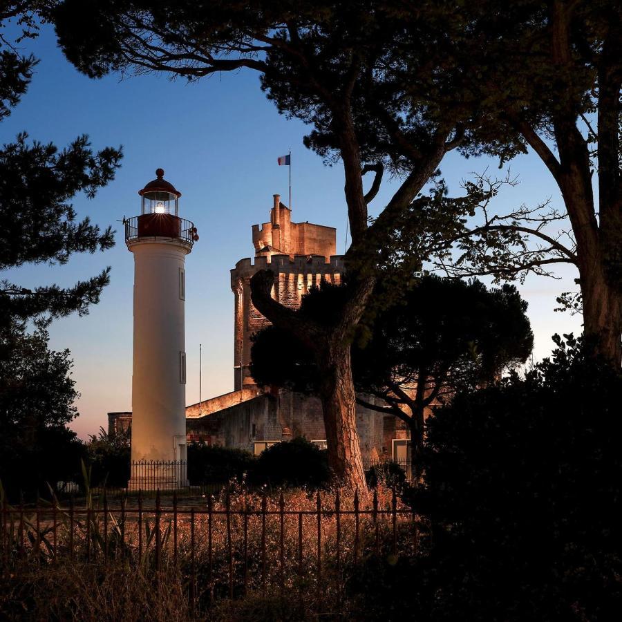 Un Hotel En Ville La Rochelle  Exterior foto